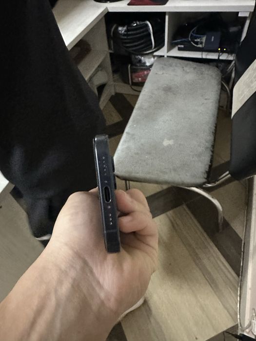 iPhone 15 pro 128гб