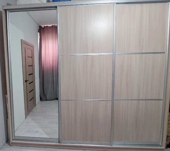 Продам шифоньер для одежды