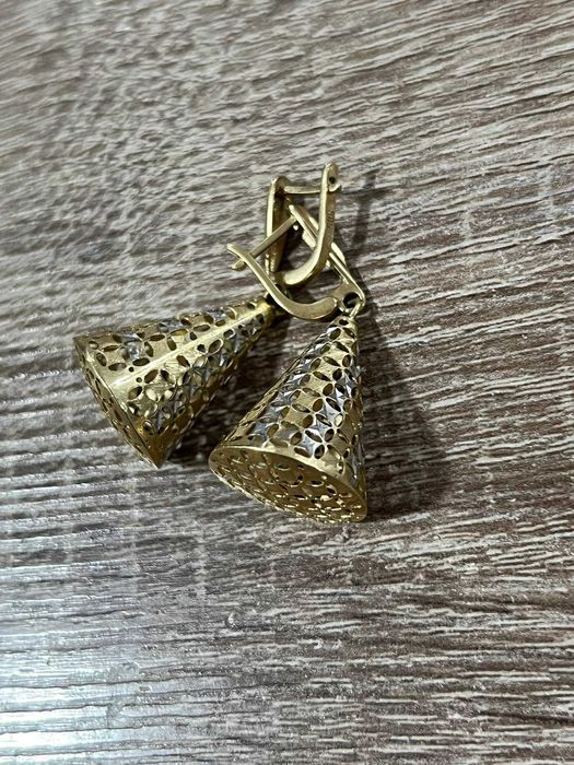 Златни обеци 585 4,7гр