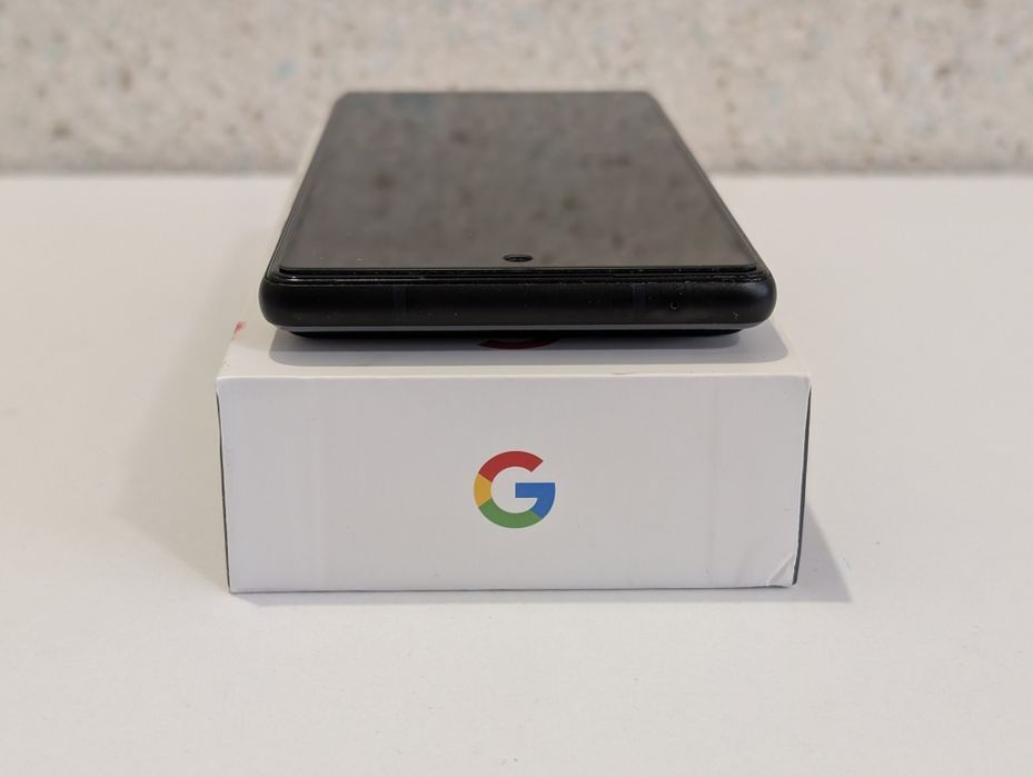 Google Pixel 6 128GB (Stormy Black) - пълен комплект с кутия + аксесоари в ТОП състояние!