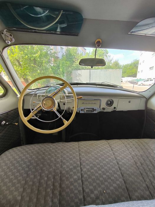 Антиквар Волга Газ 21