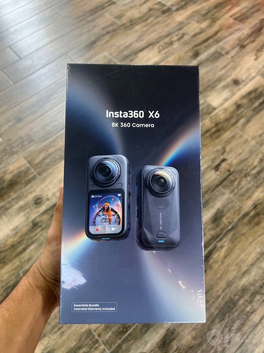 Insta 360 X6 Essential Bundle Горантия Даставка
