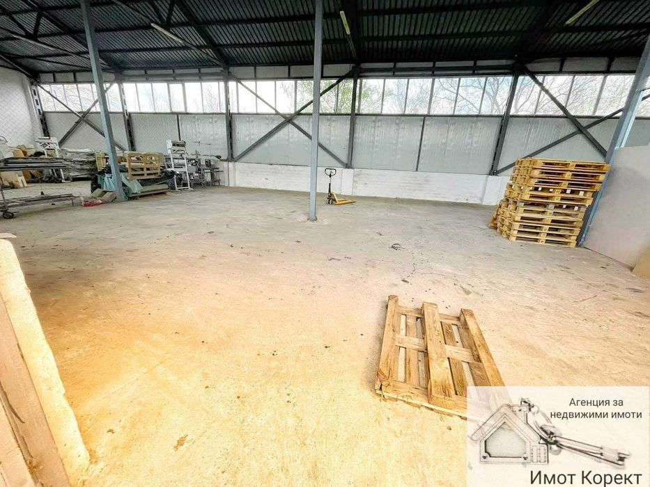 Дава се под наем Склад в Асеновград - 240 кв.м за 598.23 € - Снимка #2