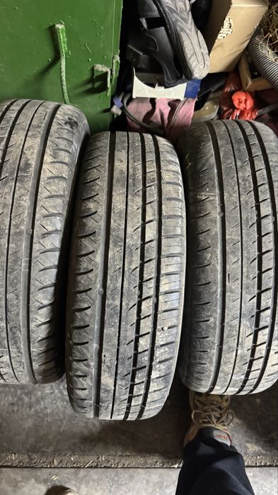 Шины на 15 в отличном состояние