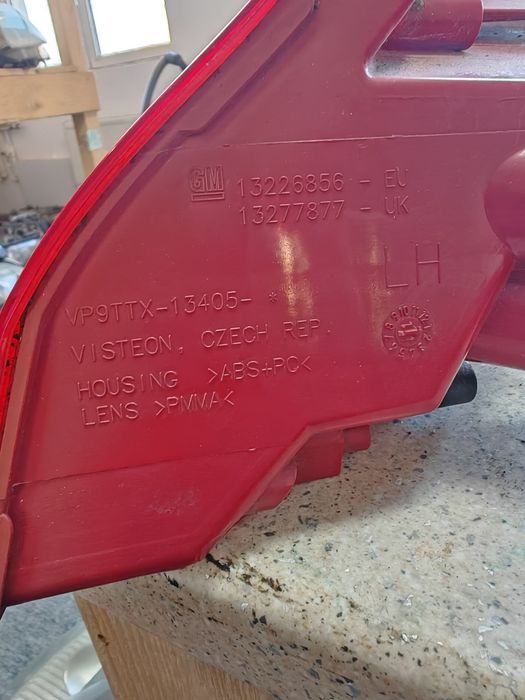 Stop tripla Stanga Dreapta Opel Insignia complet European