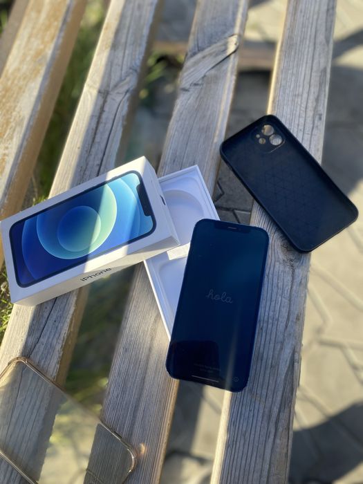 Продам iphone 12