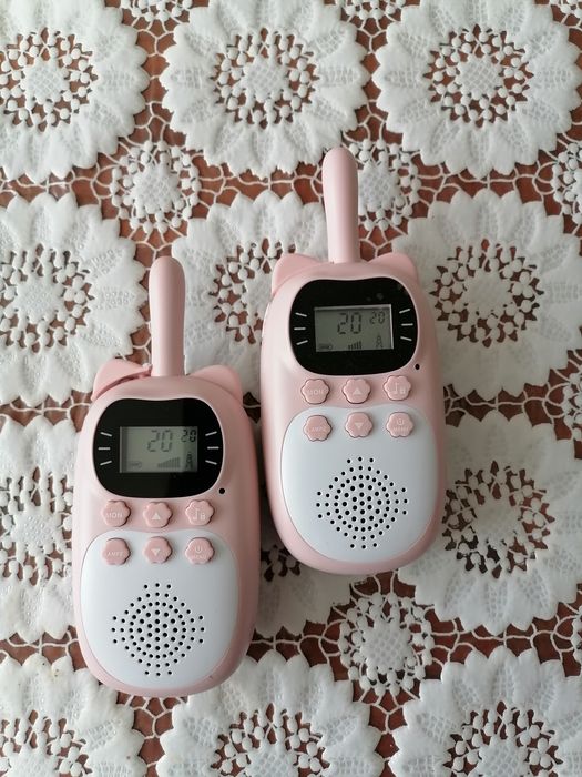 Детски розови радиостанции 2 бр с фенерче  и зарядно