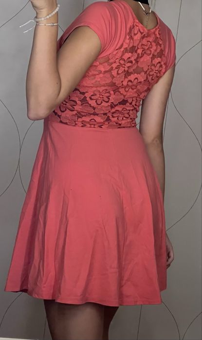 Рокли елегантни XS или S