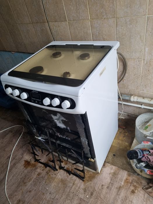 Газовая плитка        .