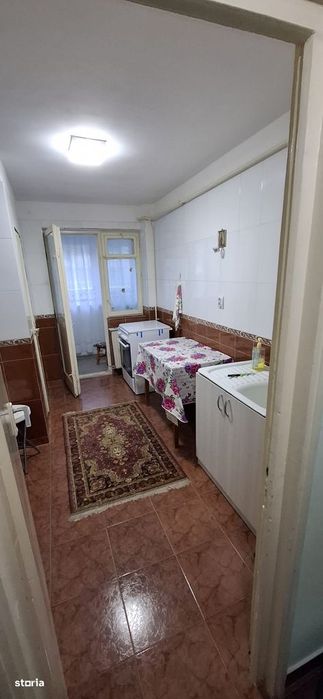 Apartament 2 camere, balcon, Strada Albinei, Brăila