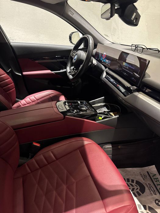 I5 BMW 35L  2024