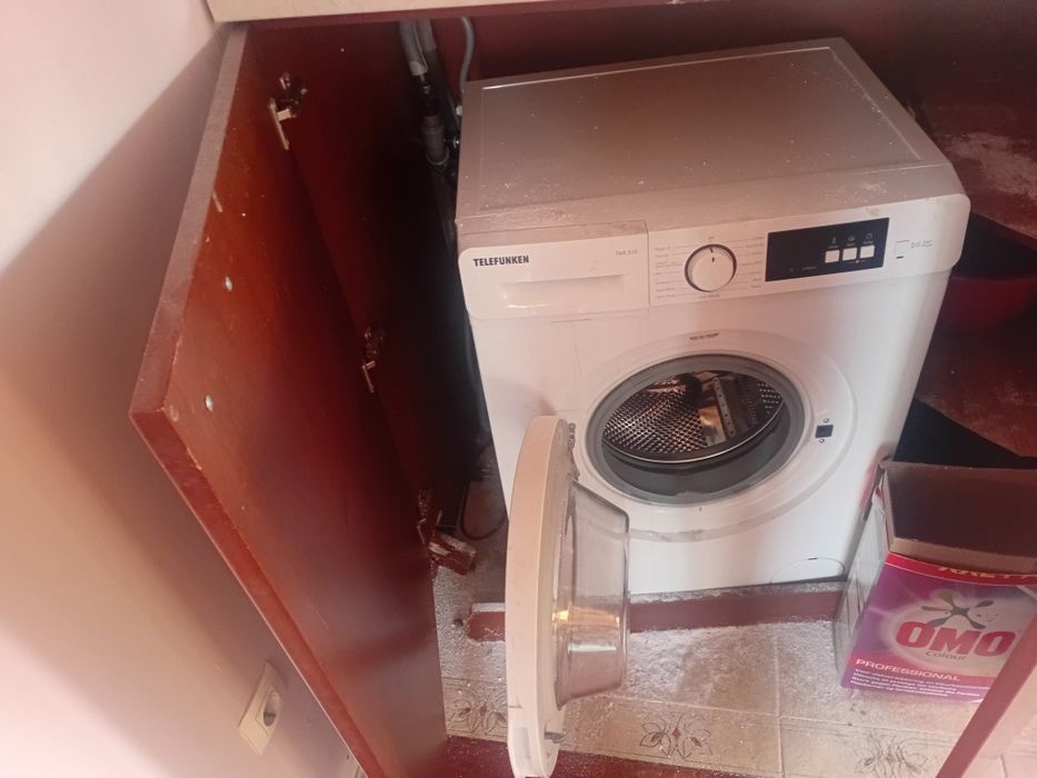 Дава се под наем Четиристаен апартамент в София, Оборище - 103 кв.м за 209.1 € - Снимка #3