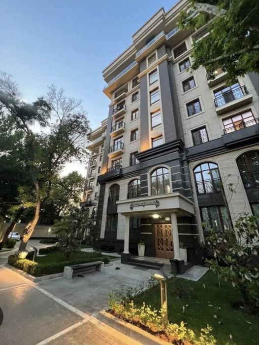 Продается 4/4/8 ЖК MUFARRAH Алайский рынок