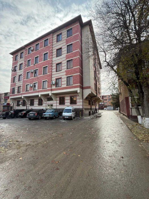 3х комнатная квартира на 4 этаже 83кв/м, в Самарканде