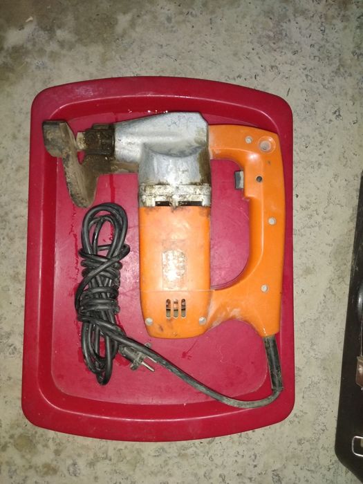 Elektr list kesish uskunasi