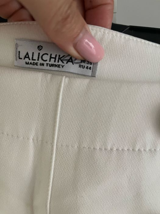 Pantaloni scurti marimea m