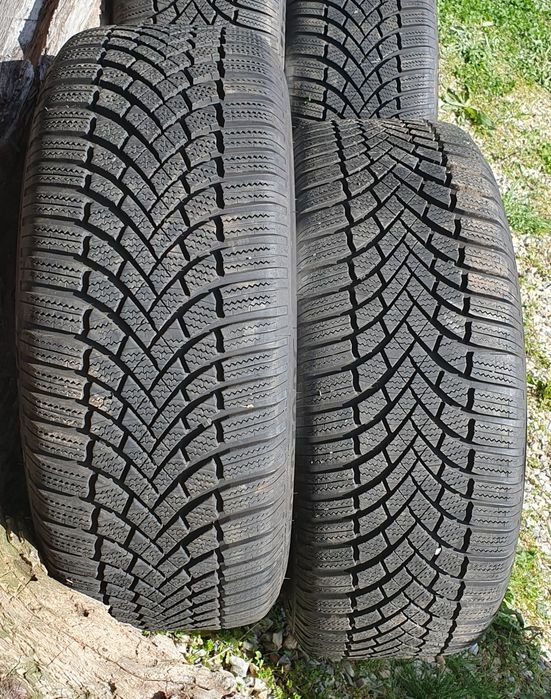 Cauciucuri iarna 235 55 17 - bridgestone 2023