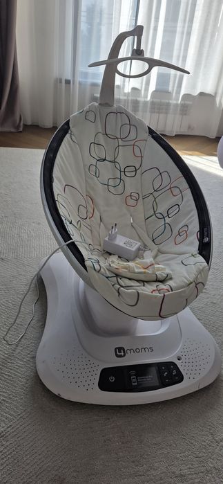 4 moms Mama roo 4 шезлонг-электрокачели