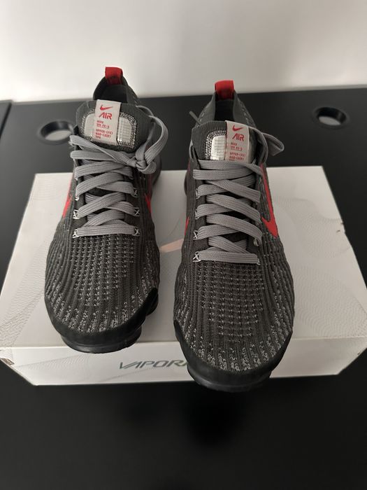 Adidasi vapor max plus