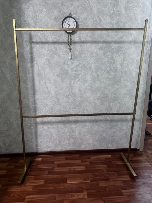 Вечалка для одежды