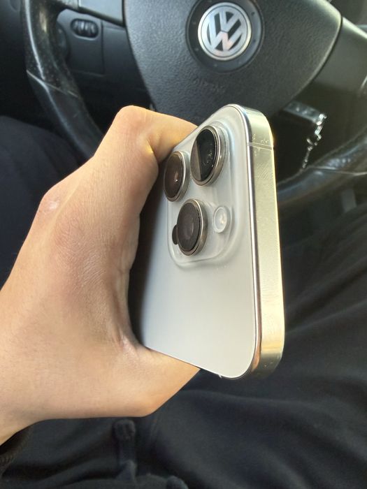 iPhone 16 pro на 4 месеца като нов