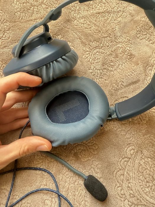 Слушалки JBL