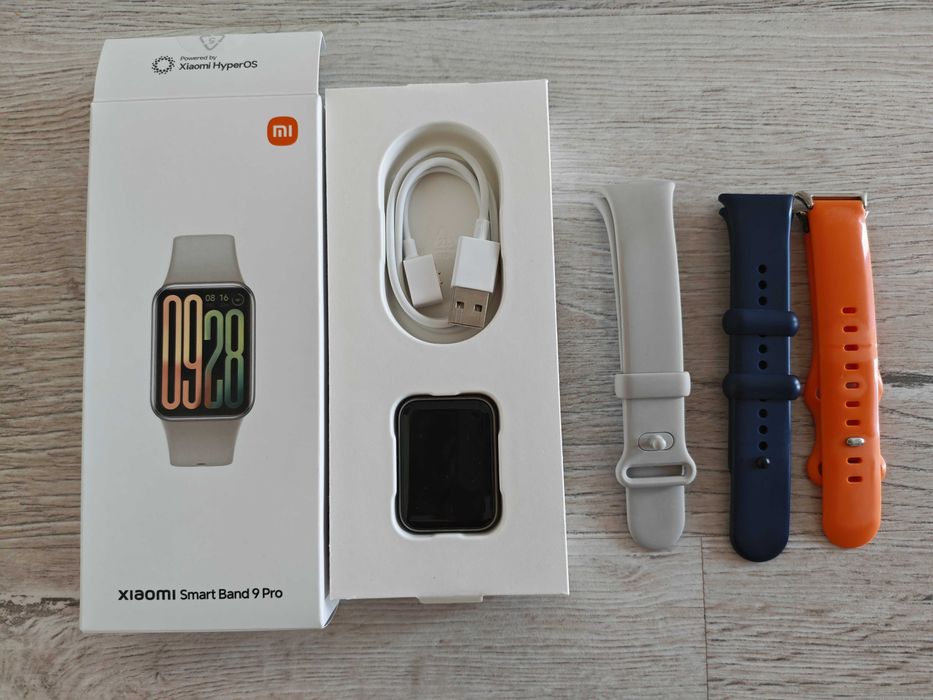 Xiaomi Smart Band 9 PRO, Moonlight Silver + doua bratari