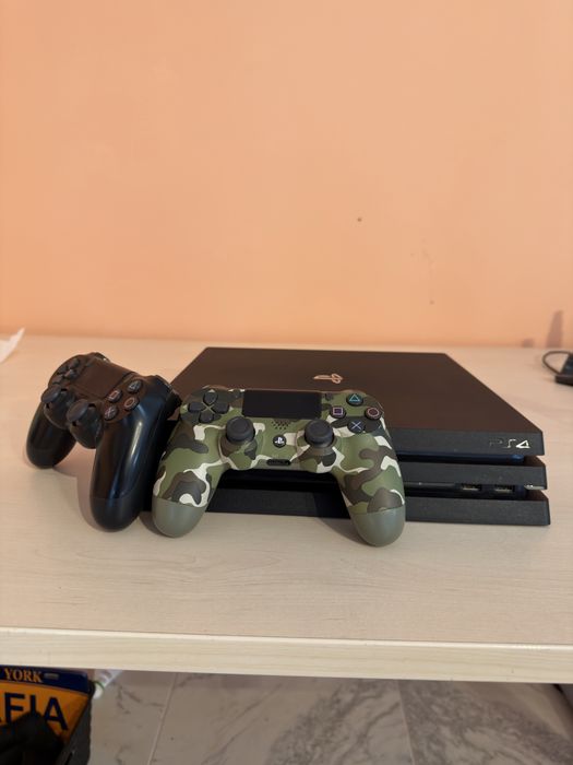 Ps4 pro 2 джойстика +игри