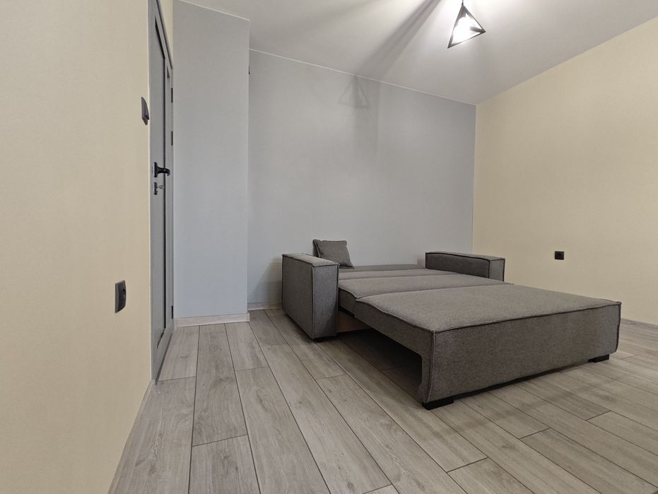 Заменям апартамент обзаведен