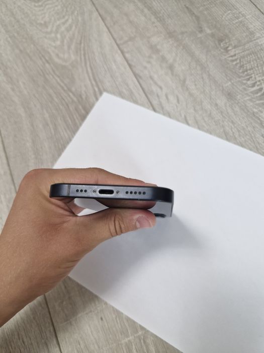Iphone 12 64 GB 96% sănătatea bateriei