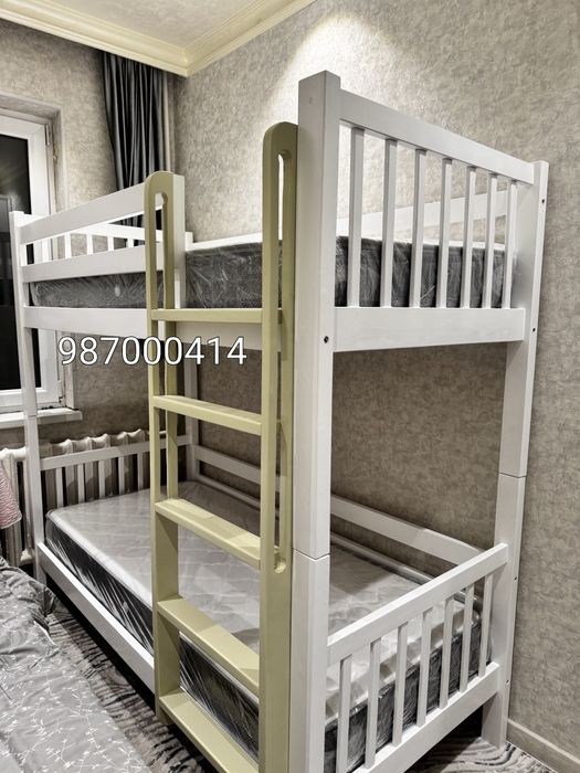 Двухьярусная кроватиь