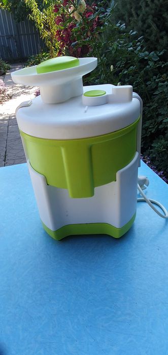 Соковыжималка ЖУРАВИНКА