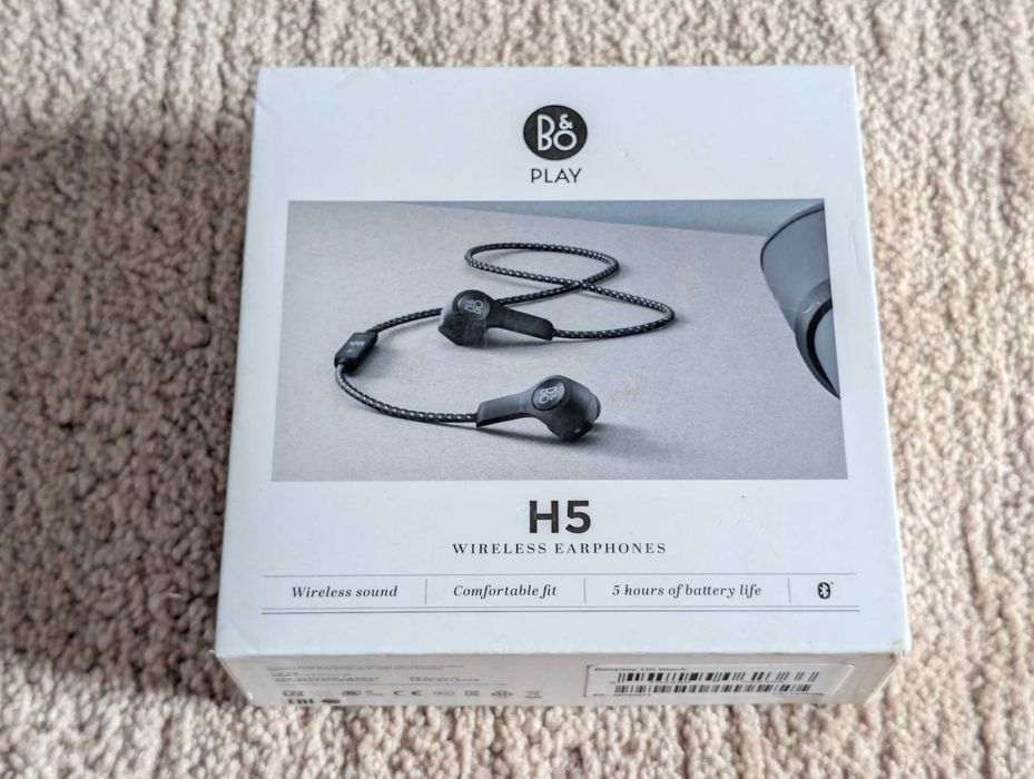 Casti Bluetooth Bang and Olufsen H5, in cutie