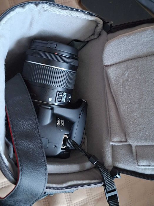 DSLR Фотоапарат Canon EOS 250D 18-55 IS 24.1, MPx ,WI-FI