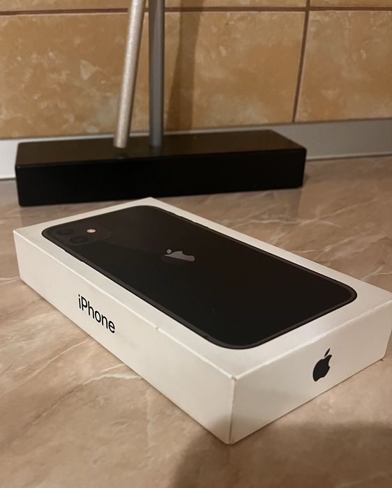iPhone 11 ca NOU, Baterie 98%, la Cutie - Pentru piese (iCloud)