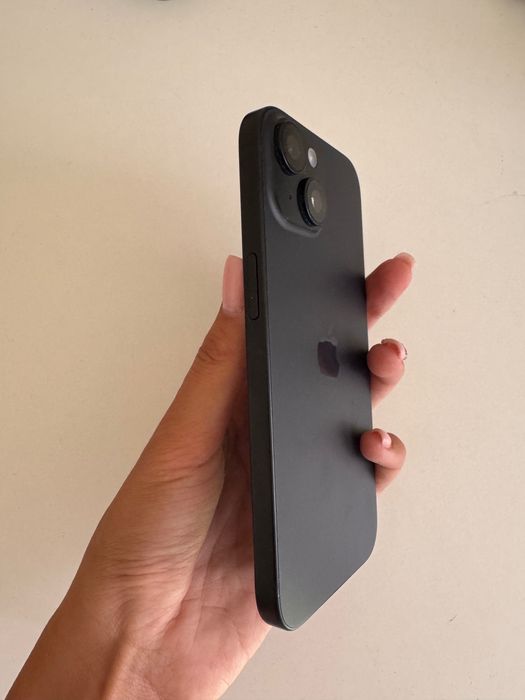 iPhone 15, 128 GB