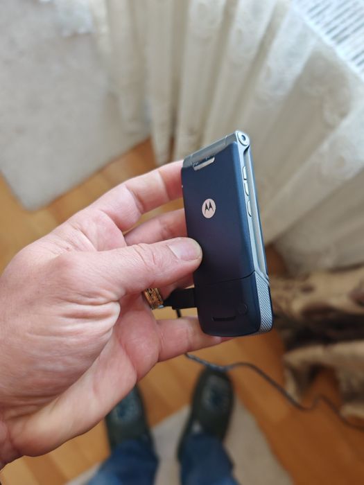 Telefon Motorola K1