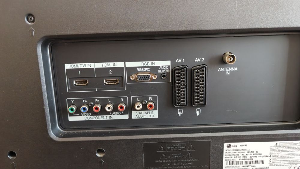 Televizor LG, 81 cm, telecomandă originală, perfect funcțional