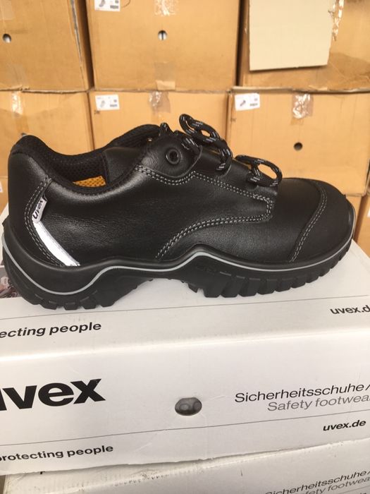 Uvex обувки нови. Работни обувки