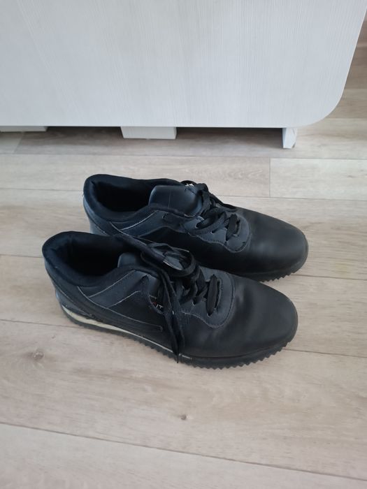 Кроссовки 40 размер полномер