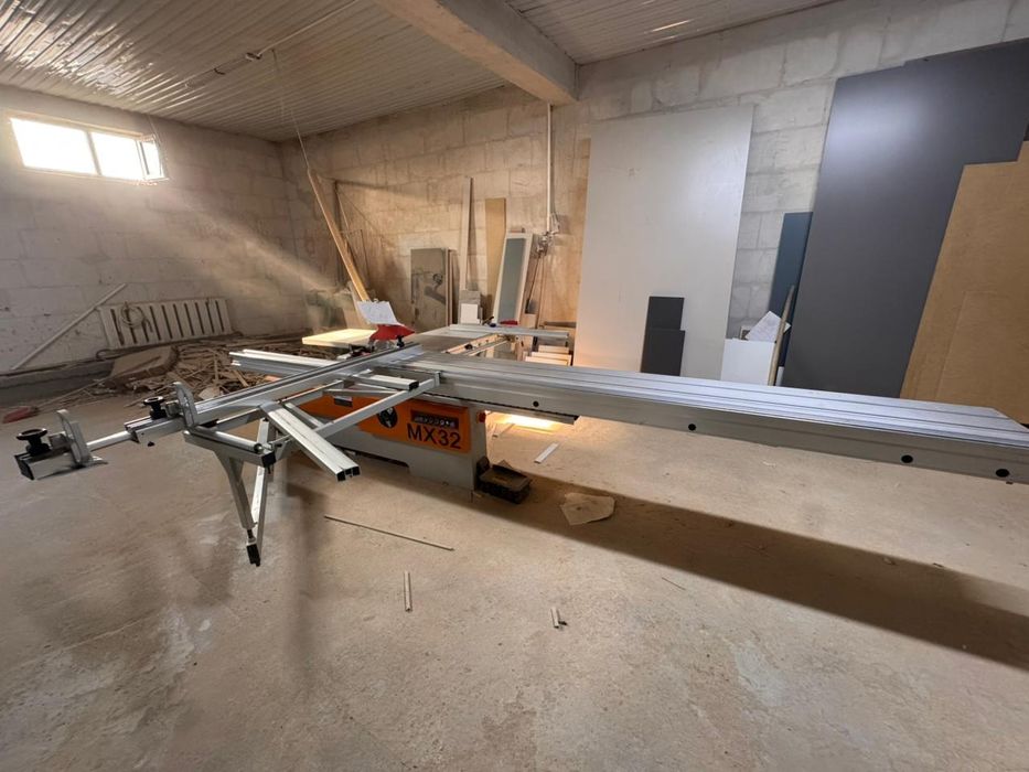 Распиловочный станок