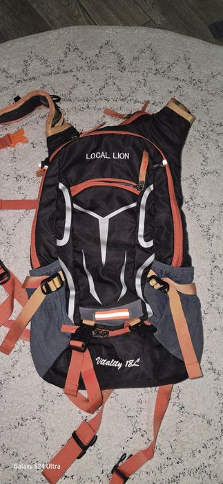 Раници,  Dakine Tatonka