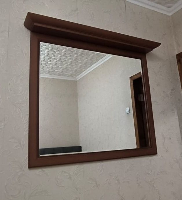 Зеркало настенное