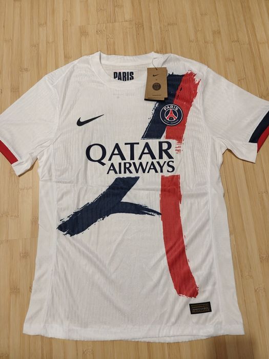 Nike PSG jersey L