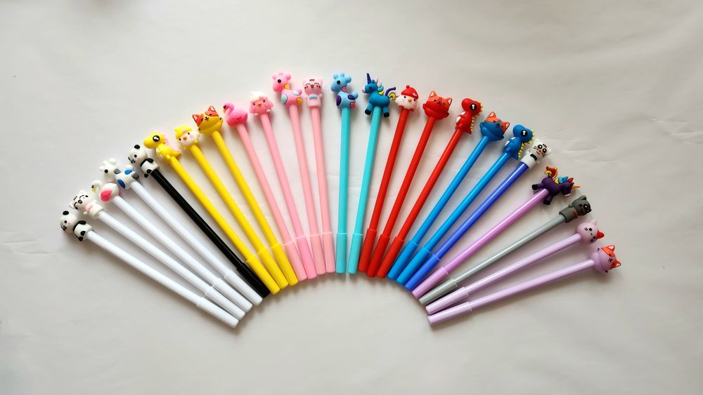 24 bucati - pix cu figurina din silicon, cu gel negru - NOU