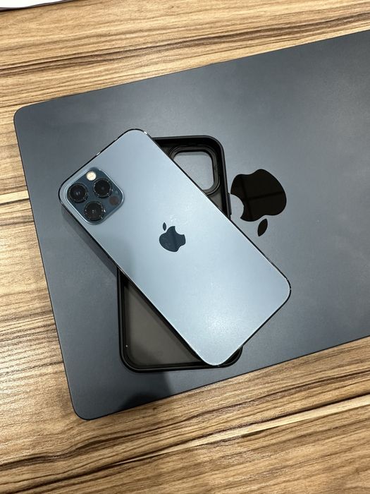 Продам Iphone 12 Pro 128гб