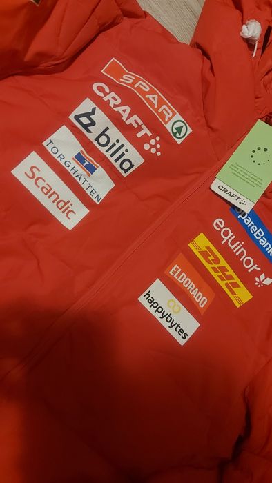 Craft пухено яке M размер Ново