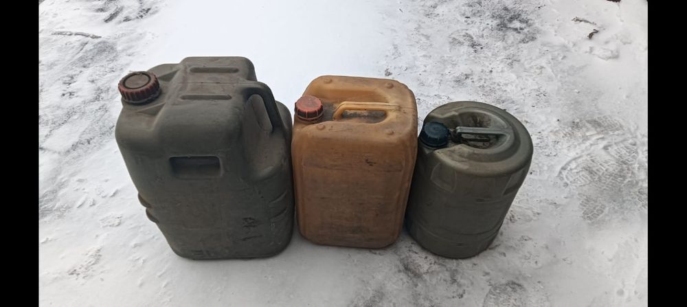 Продам канистры под  ГСМ