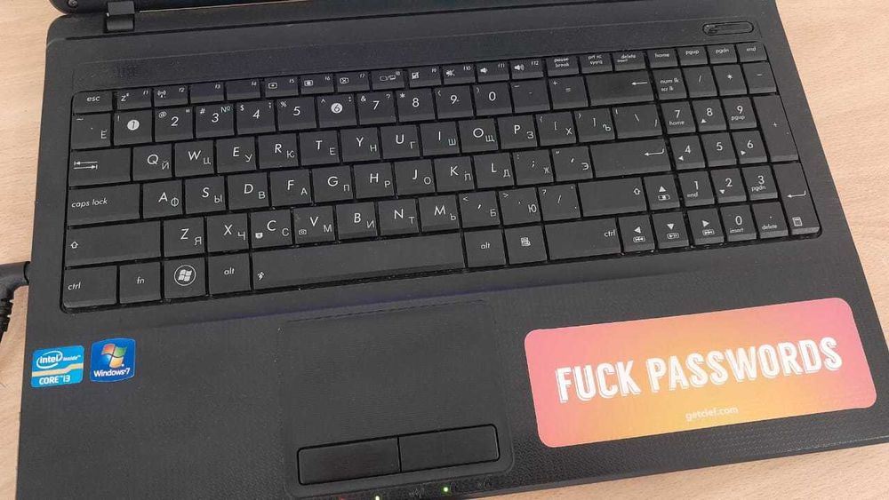 Ноутбук Asus x54c i3