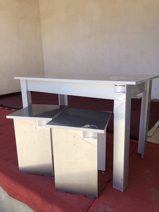 Hamyonbop va baquvvat stullar Oshxona va ofis uchun